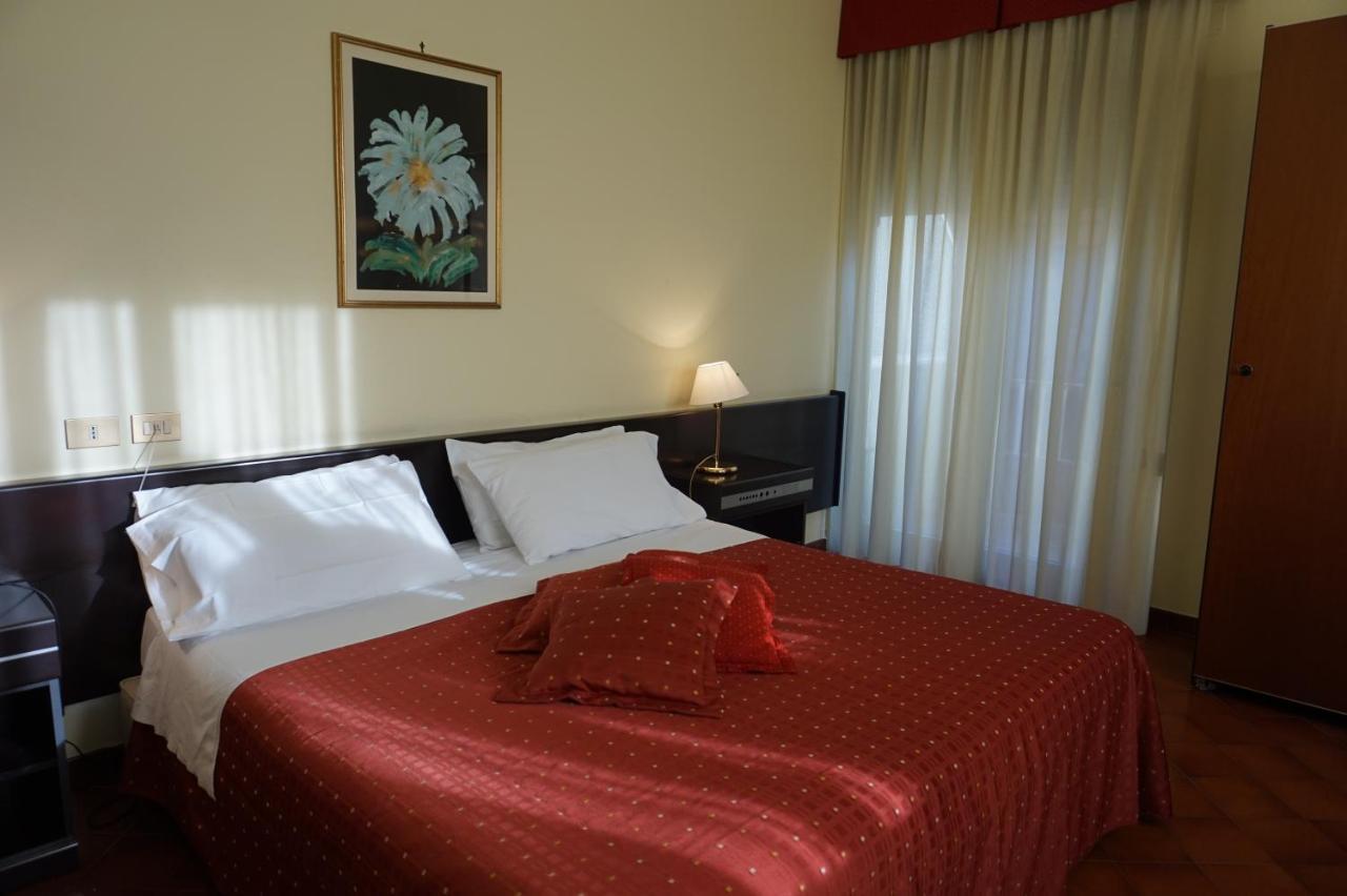 Hotel Crisol Europa Palermo Esterno foto