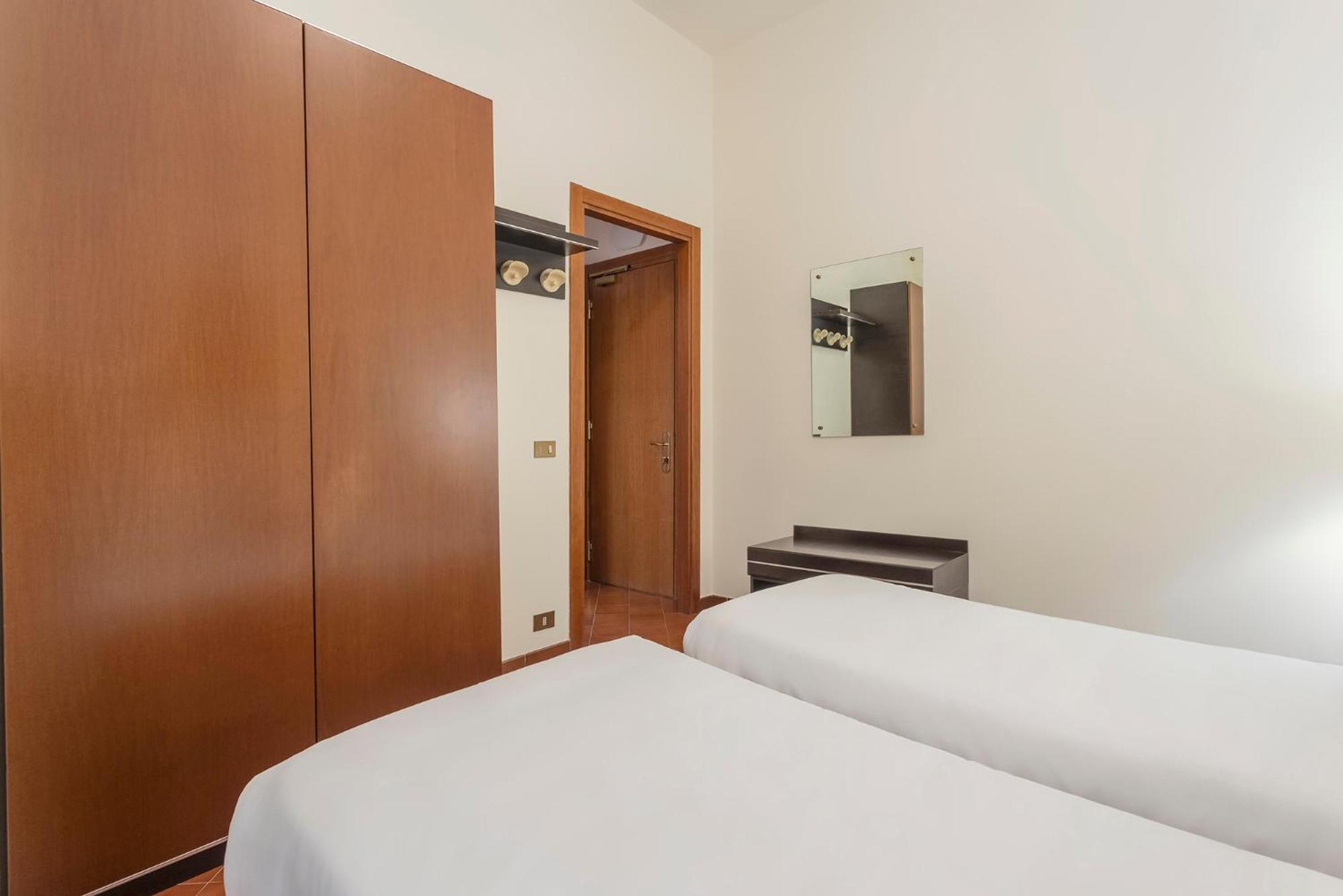 Hotel Crisol Europa Palermo Esterno foto