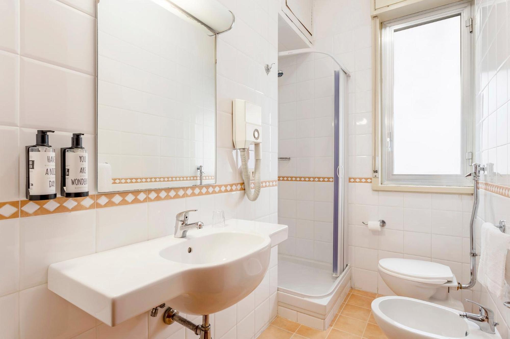 Hotel Crisol Europa Palermo Esterno foto
