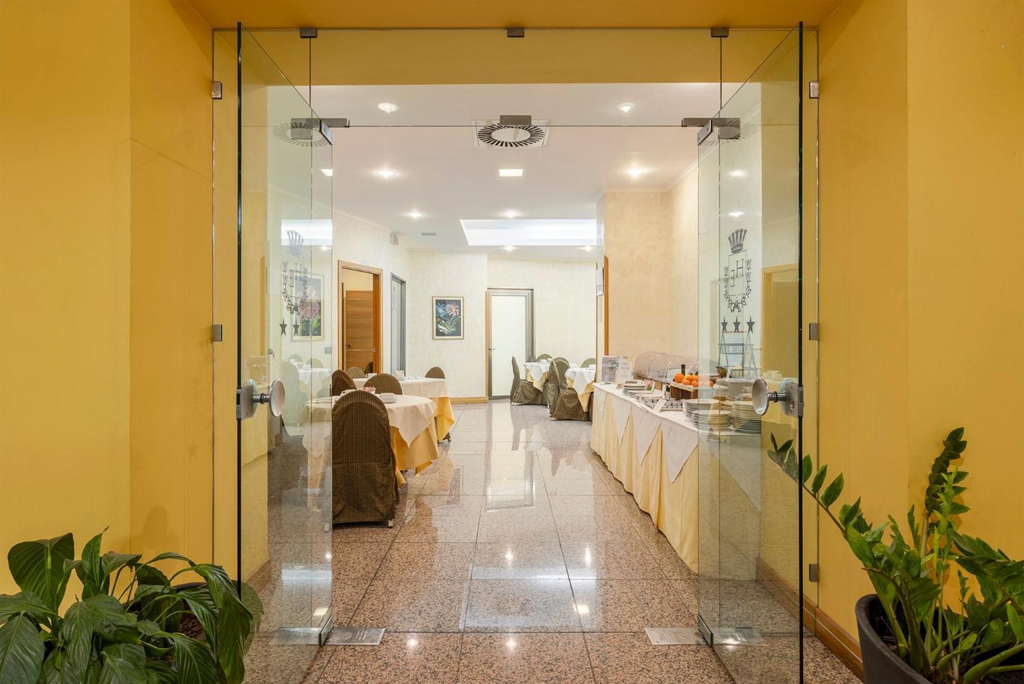Hotel Crisol Europa Palermo Esterno foto