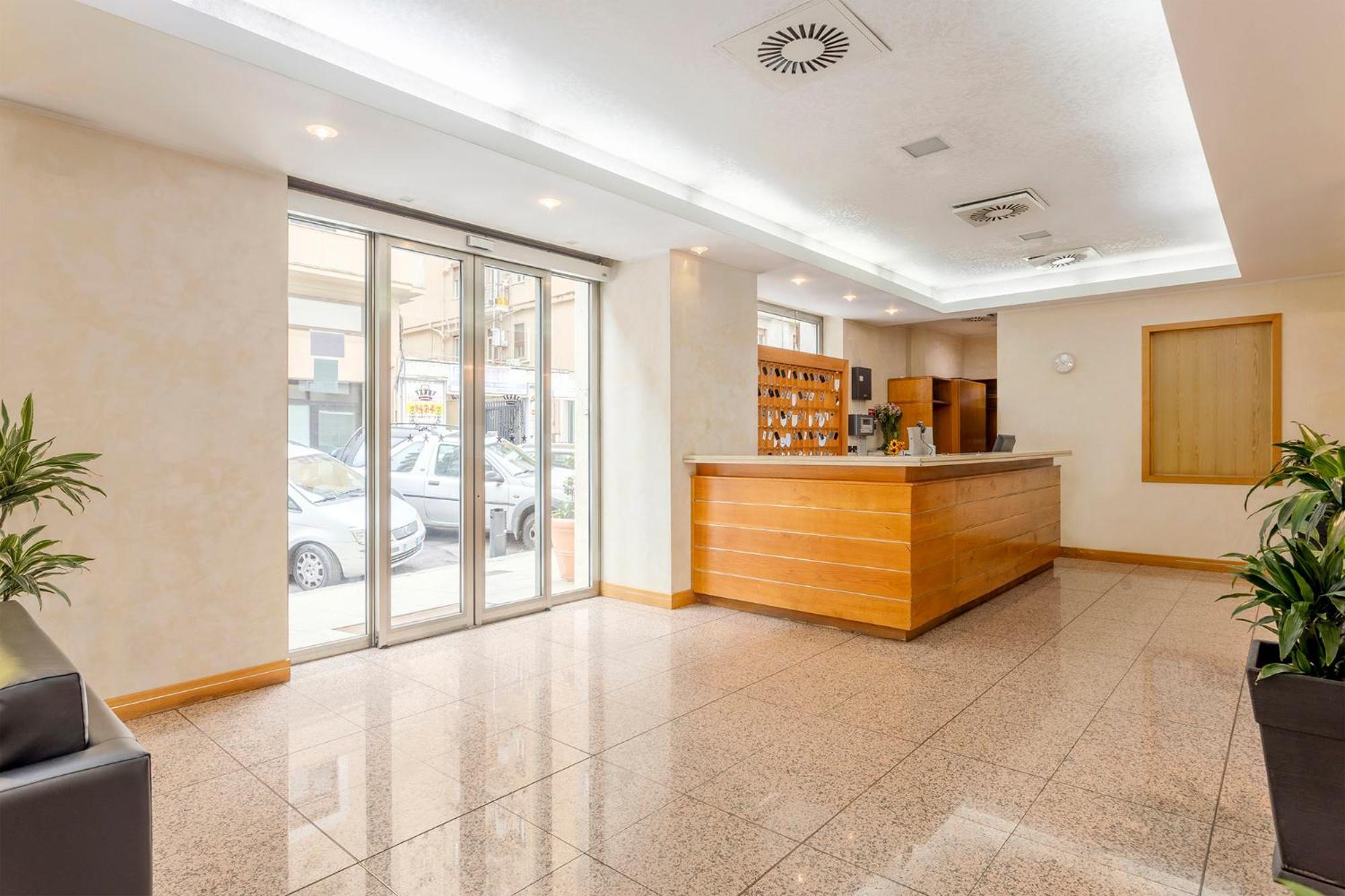 Hotel Crisol Europa Palermo Esterno foto