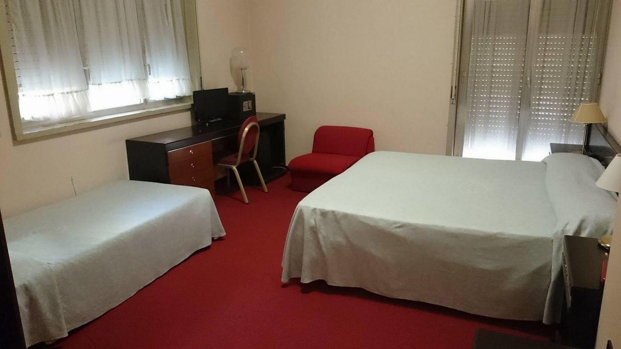 Hotel Crisol Europa Palermo Esterno foto
